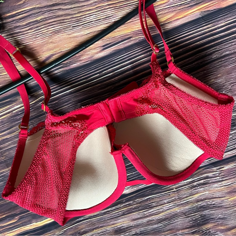 Victoria’s Secret 🍒 red lace Very Sexy push-up bra 34D - Picture 3 of 9
